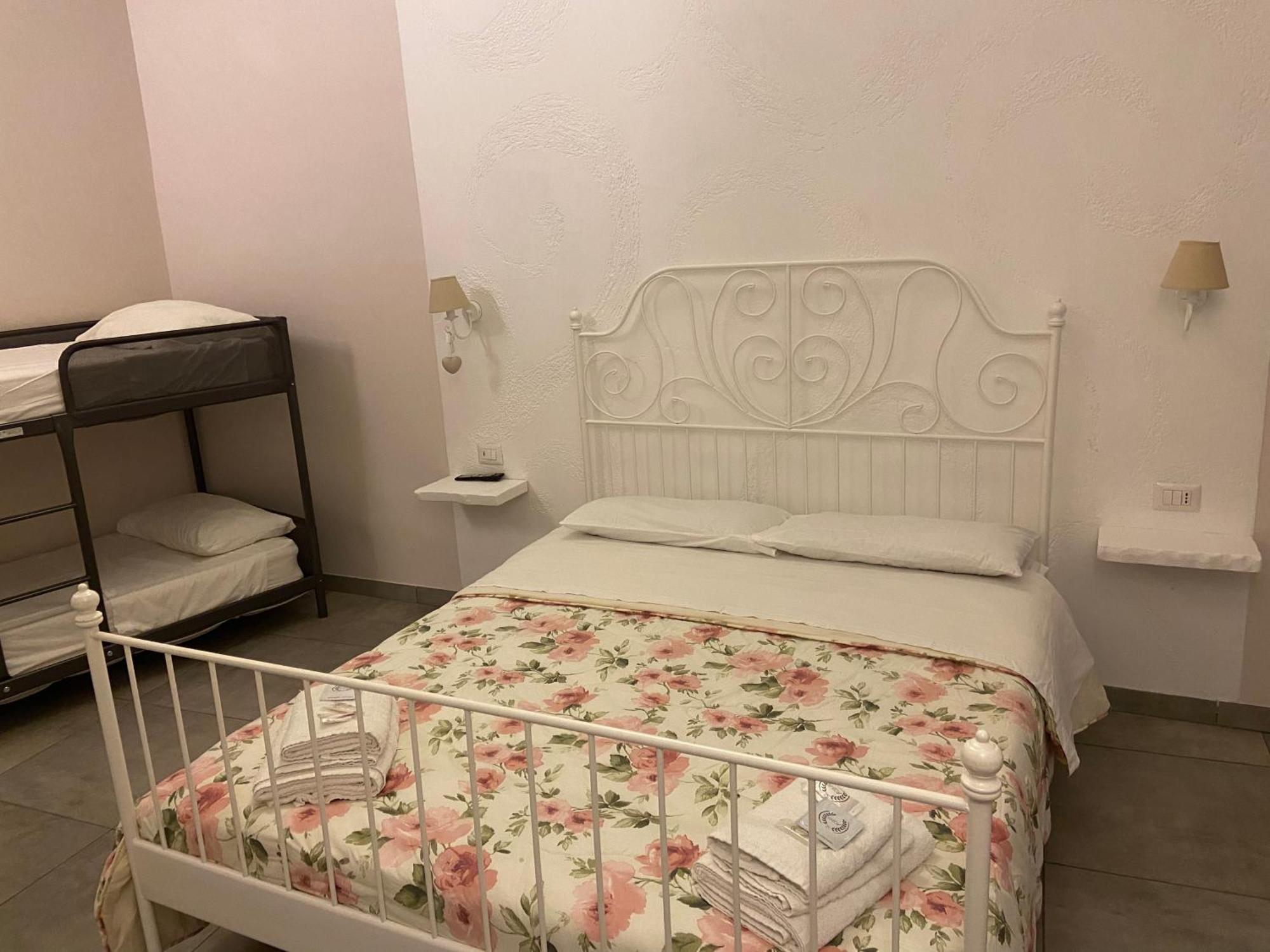 나폴리 Beb La Gemma B&B 외부 사진
